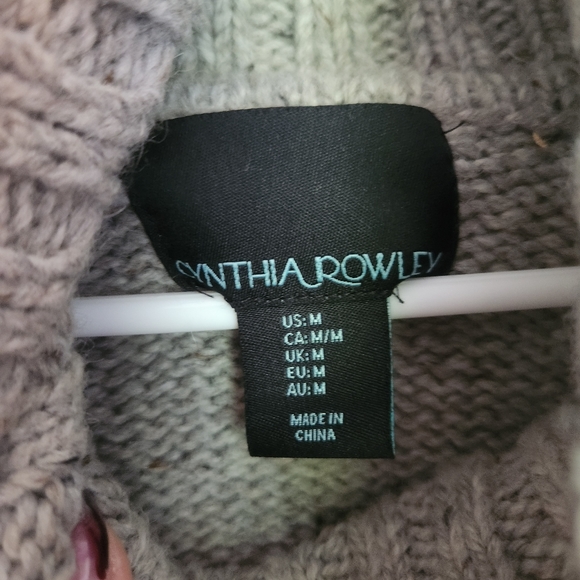 Cynthia Rowley funnel neck oatmeal wool sweater- size M - Picture 4 of 4